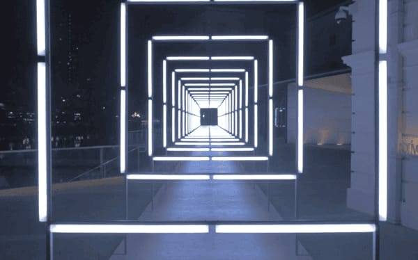 光影交织：LED矩阵通道艺术展览装置